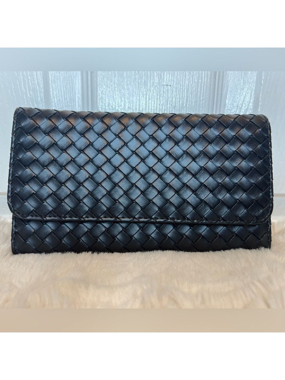 UU BLACK WEAVE FAUX LEATHER CLUTCH WALLET